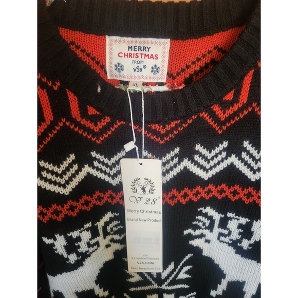 V28 Christmas Sweater Reindeer Knit CREW neck Black Red White XL - Picture 2 of 5